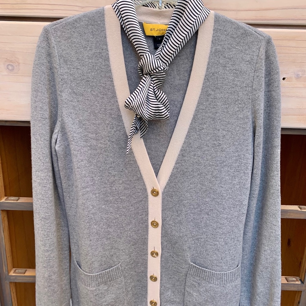 ST JOHN Yellow Label 100% Cashmere Cardigan sweater S